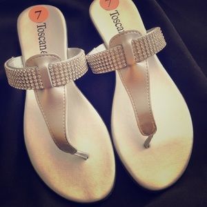 Toscanella silver sandals
